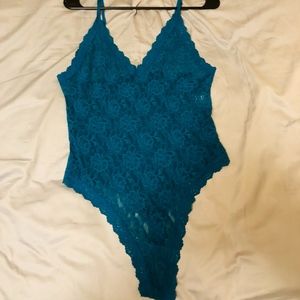 Hanky Panky Signature Lace Thong Back Bodysuit, L